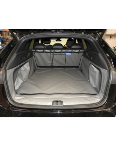 CLEARANCE - Volkswagen ID.7 Tourer 2024 Onwards - Please Check Documents on Main Product Page: - Variable floor raised - Rear Plus With Seat Split - bumper flap - Black 