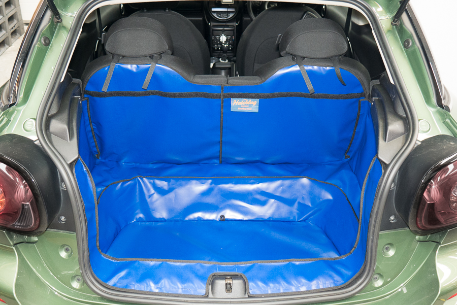 Hatchbag Kofferraumschutz im Auto