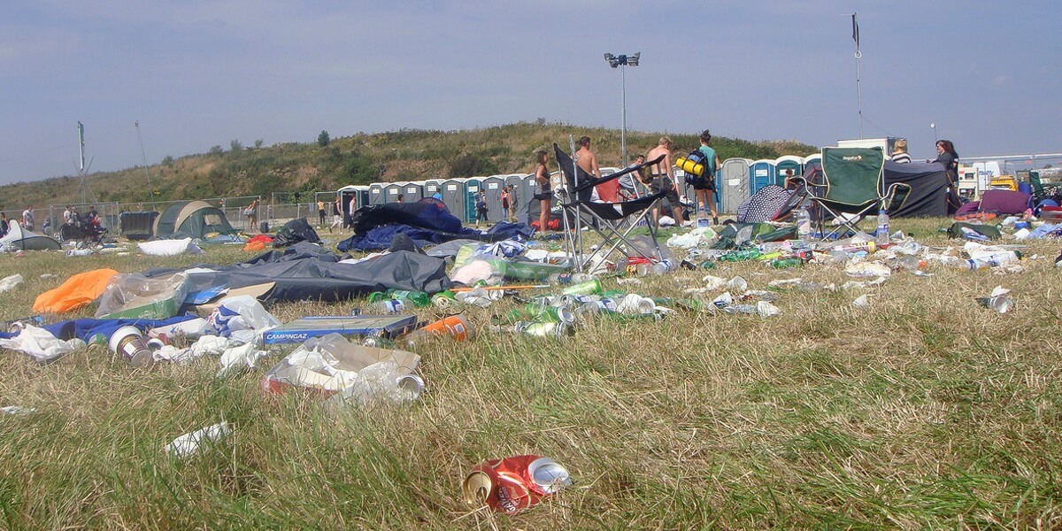 rubbish at festival